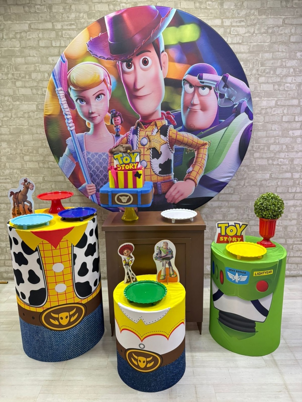Toy Store Kit Ouro - Iara Maria Arruda da Silva