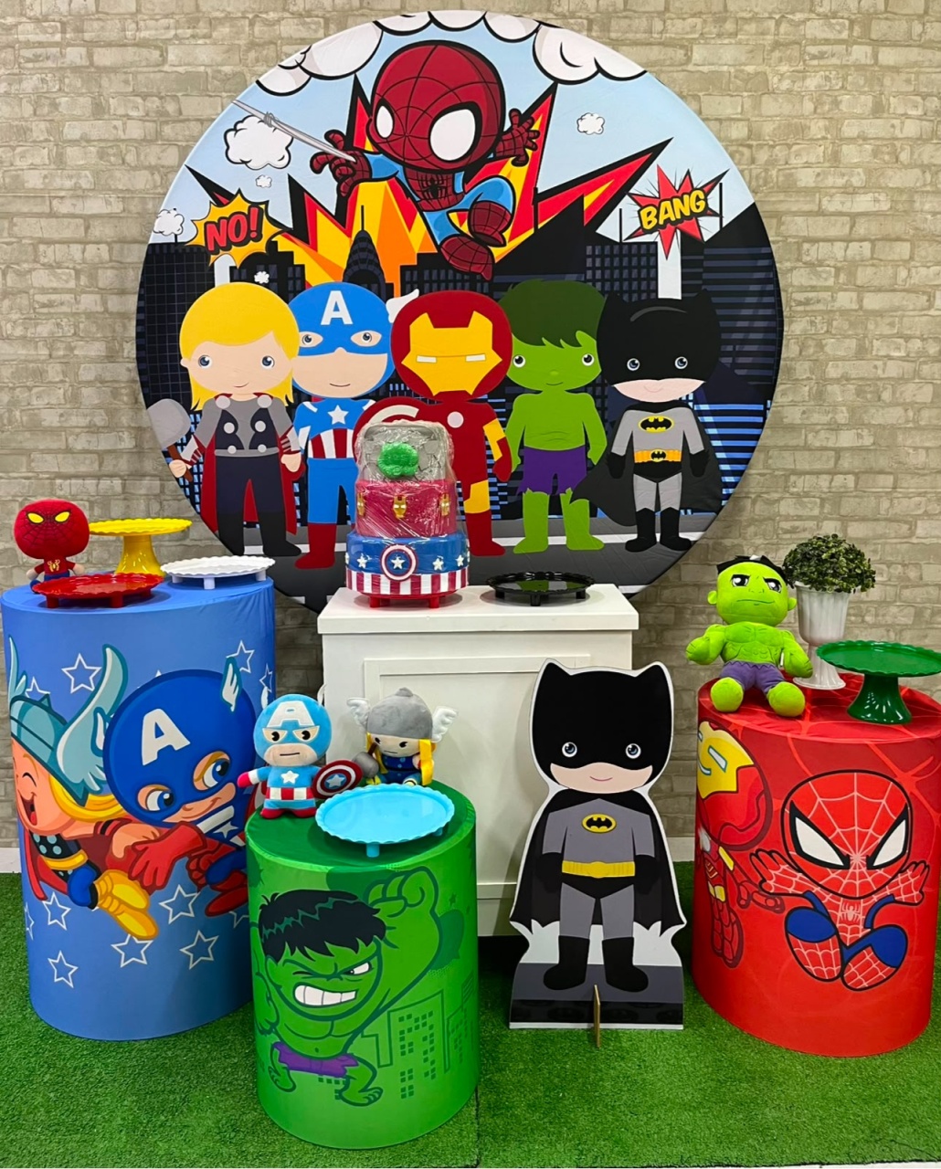 Vingadores Cute Kit Ouro 1 - Iara Maria Arruda da Silva