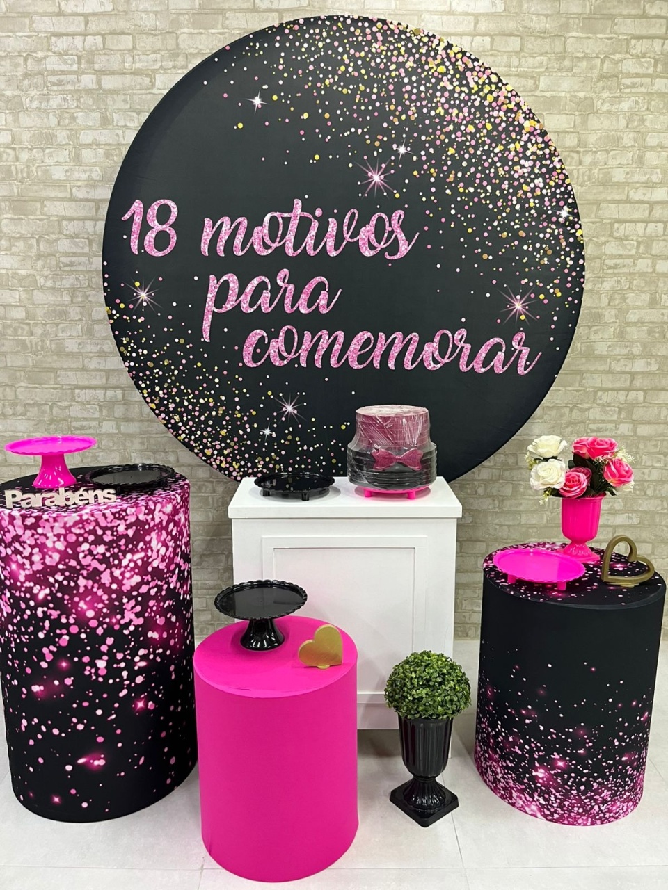 18 Motivos Para Comemorar  Kit Ouro - Iara Maria Arruda da Silva