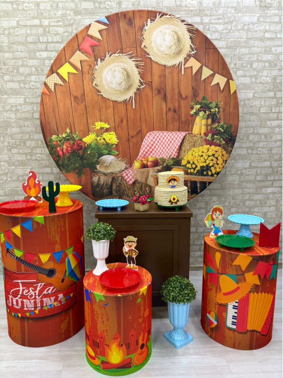 Festa Junina Kit Ouro (Chapeu) - Iara Maria Arruda da Silva