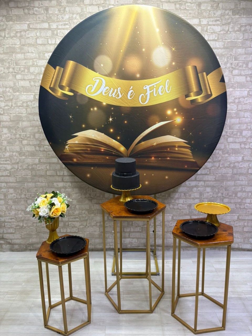 Deus É Fiel  Kit Prata      - Iara Maria Arruda da Silva