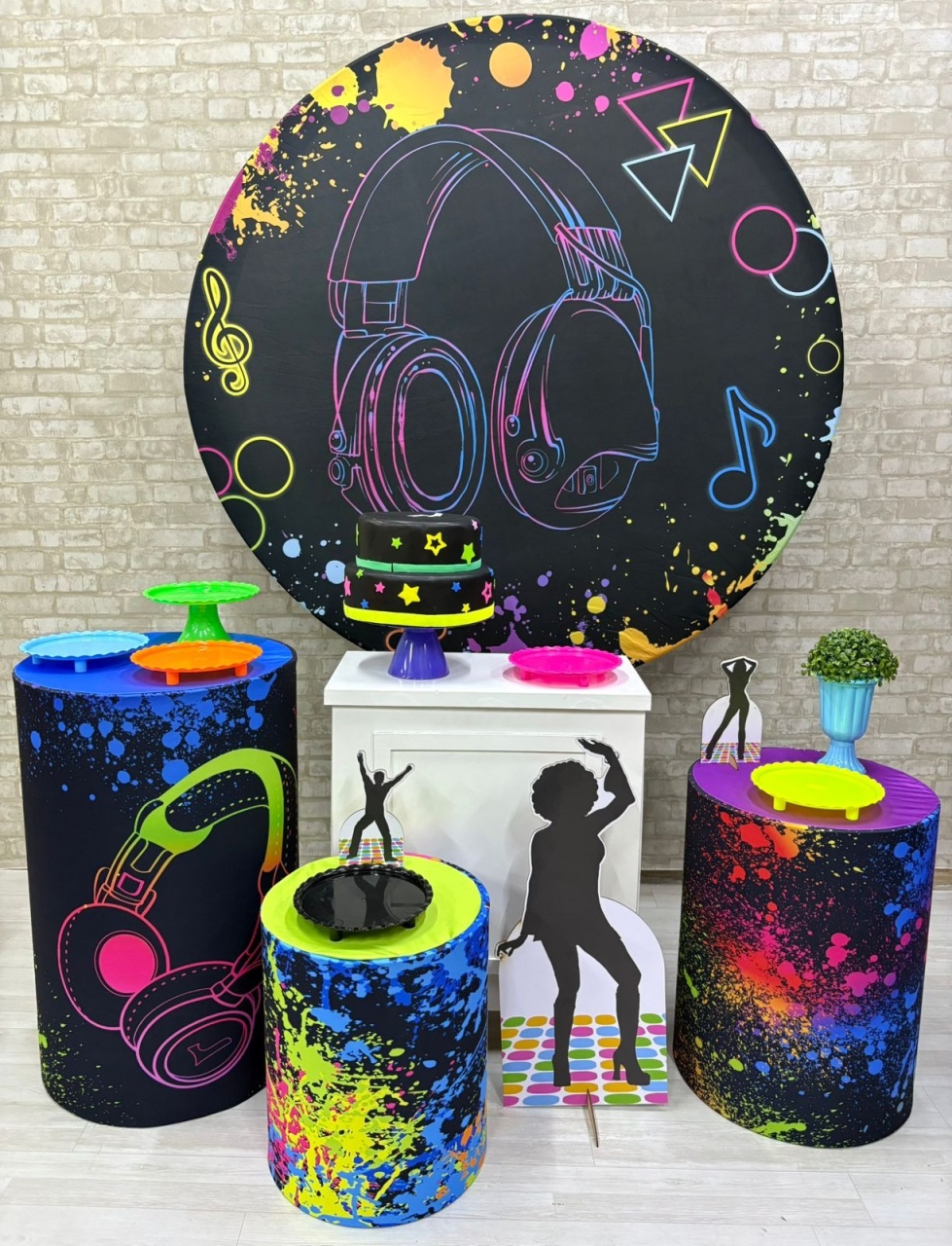 Balada  Neon  Kit Ouro   - Iara Maria Arruda da Silva