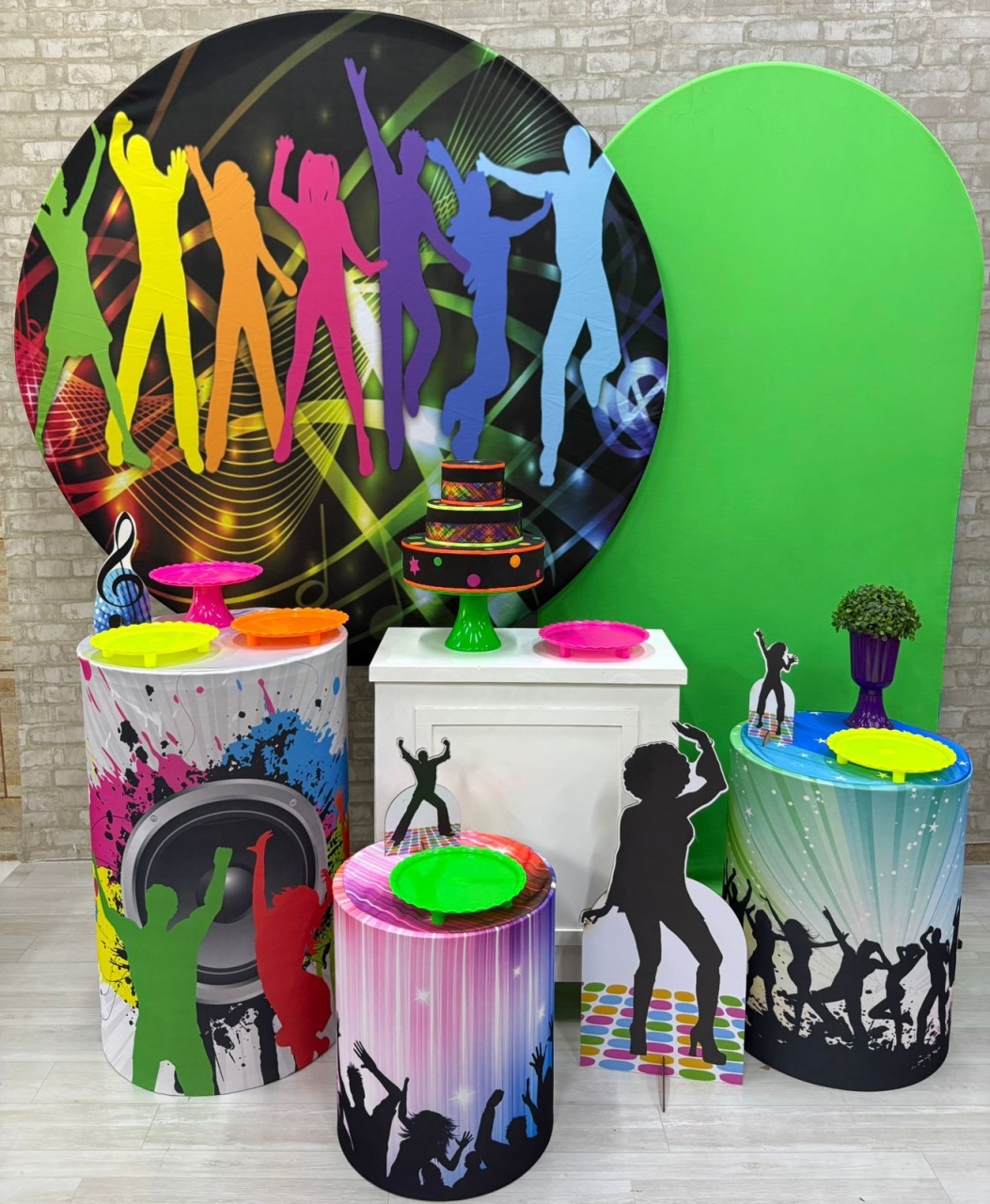 Balada  Neon  Kit Diamante - Iara Maria Arruda da Silva
