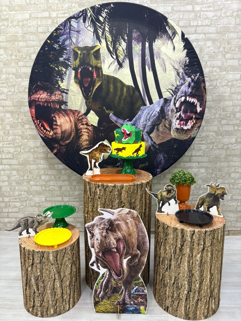 Dinossauro Kit Prata   - Iara Maria Arruda da Silva