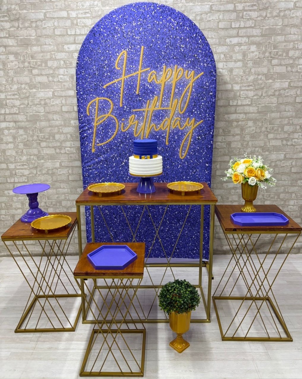 Happy Birthday  Kit Ouro  - Iara Maria Arruda da Silva
