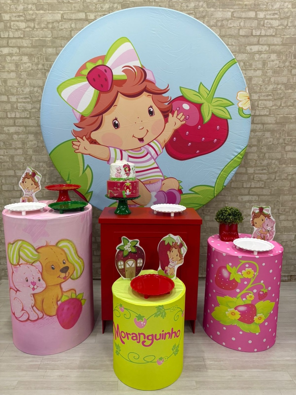 Moranguinho Cute  Kit Ouro      - Iara Maria Arruda da Silva
