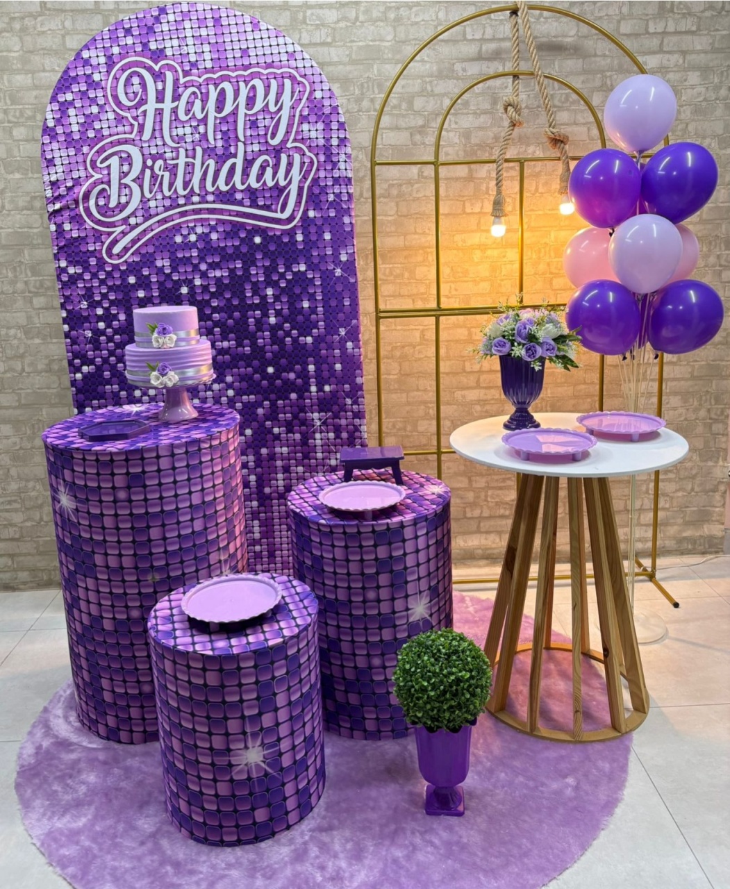 Happy Birthday Lilás Com Suporte de Balão Kit Diamante - Iara Maria Arruda da Silva