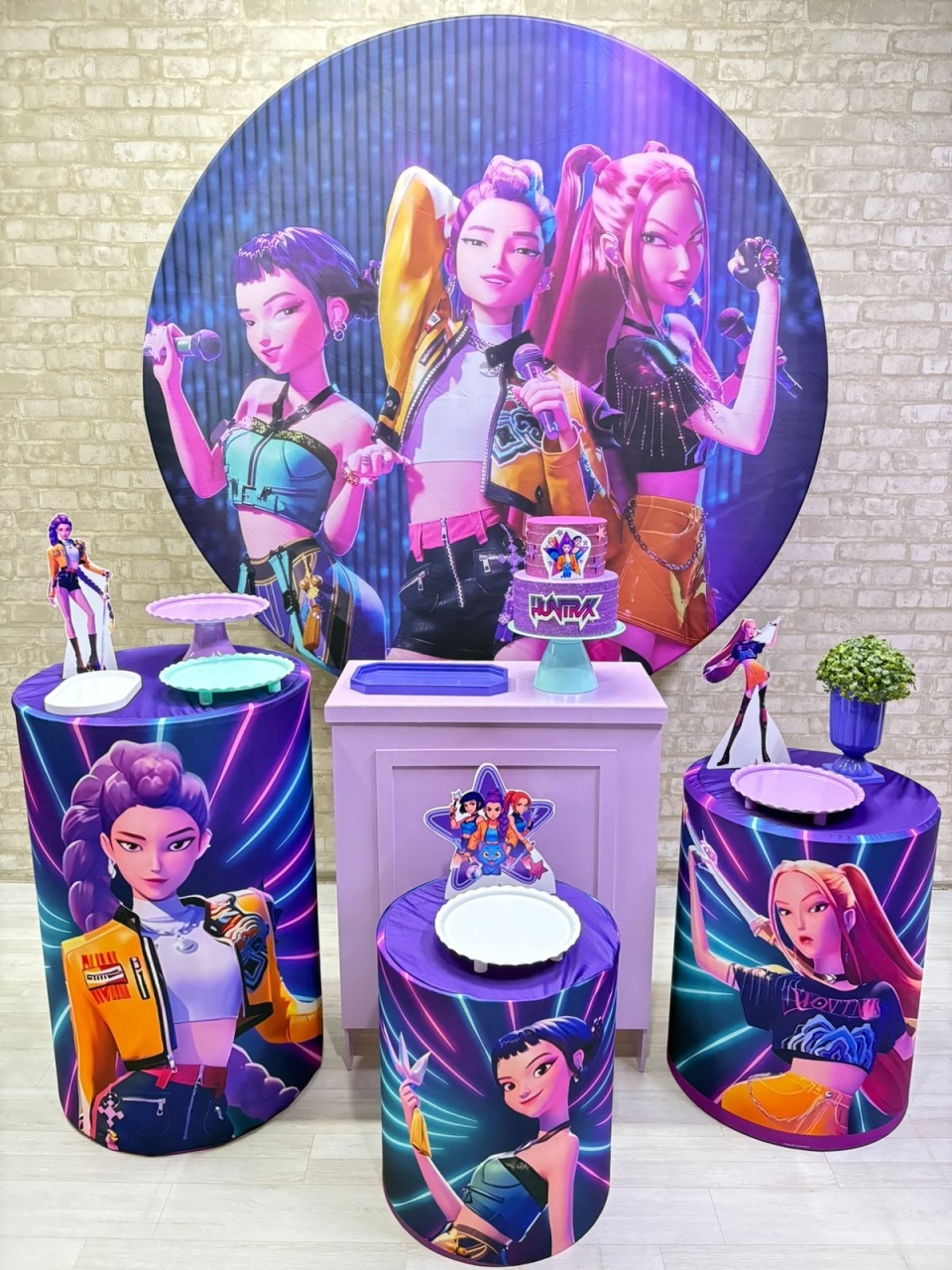 Guerreiras Do K-Pop  Kit Ouro - Iara Maria Arruda da Silva