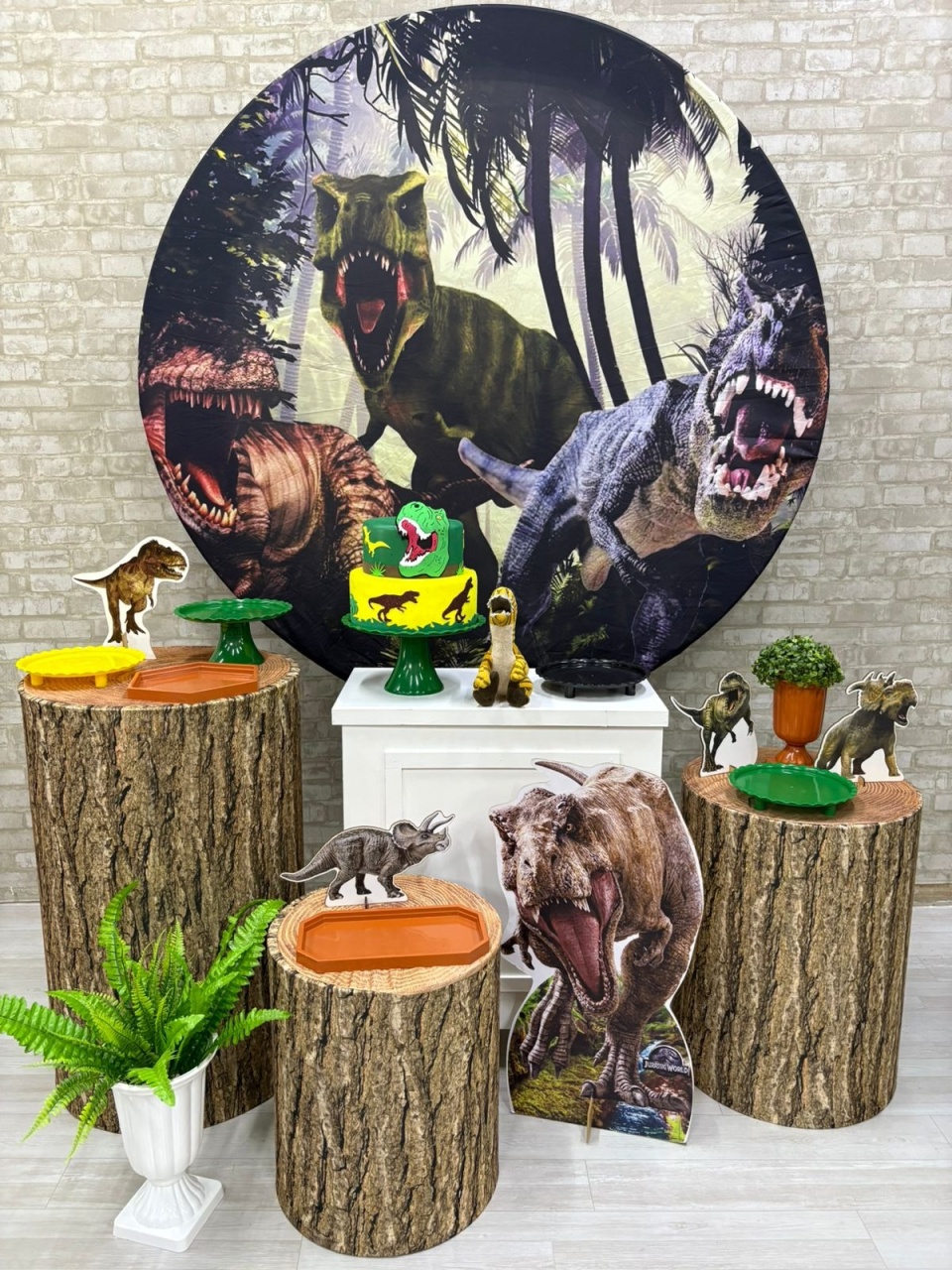 Dinossauro Kit Ouro    - Iara Maria Arruda da Silva
