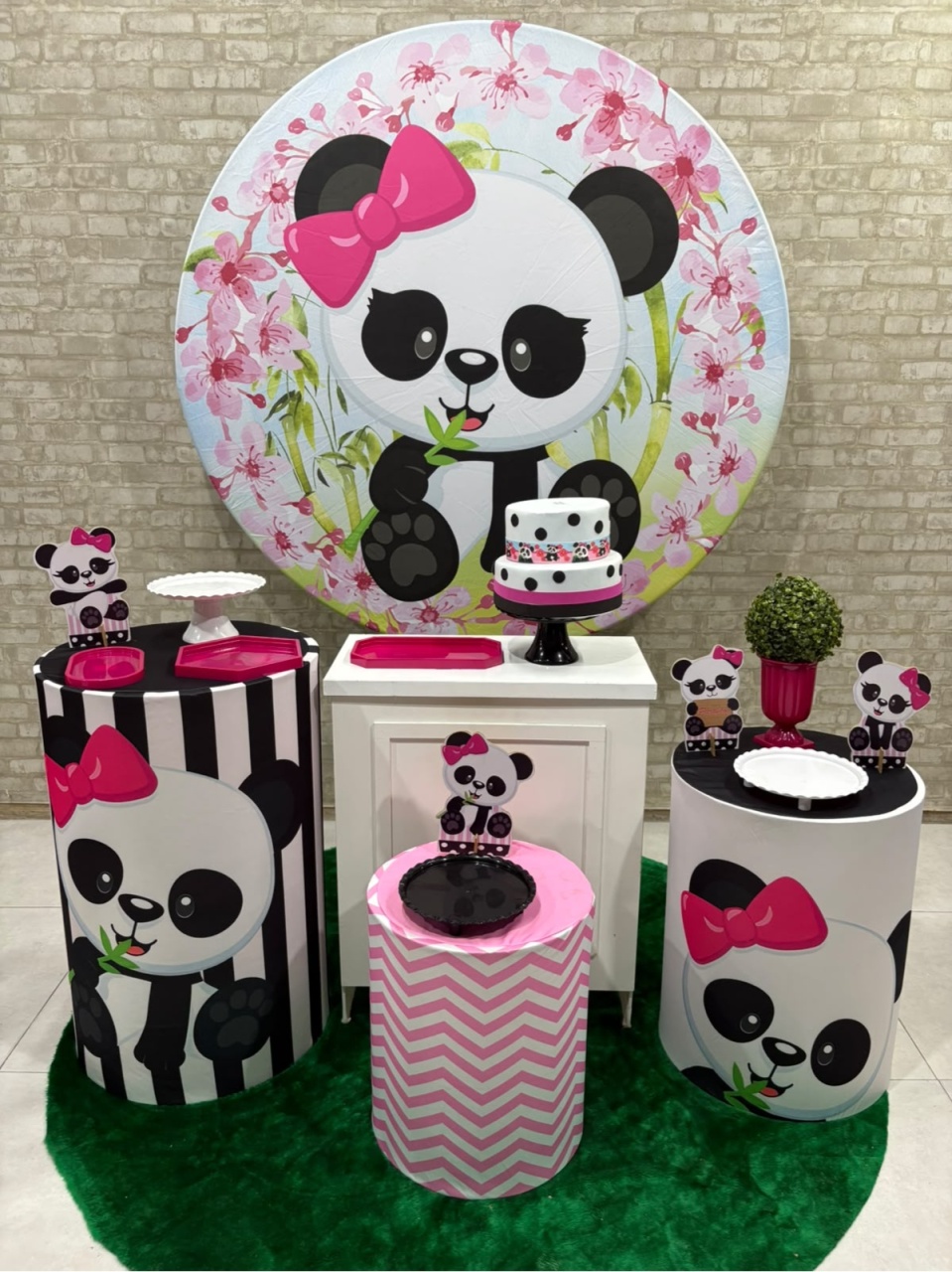 Urso Panda Menina Kit Ouro - Iara Maria Arruda da Silva