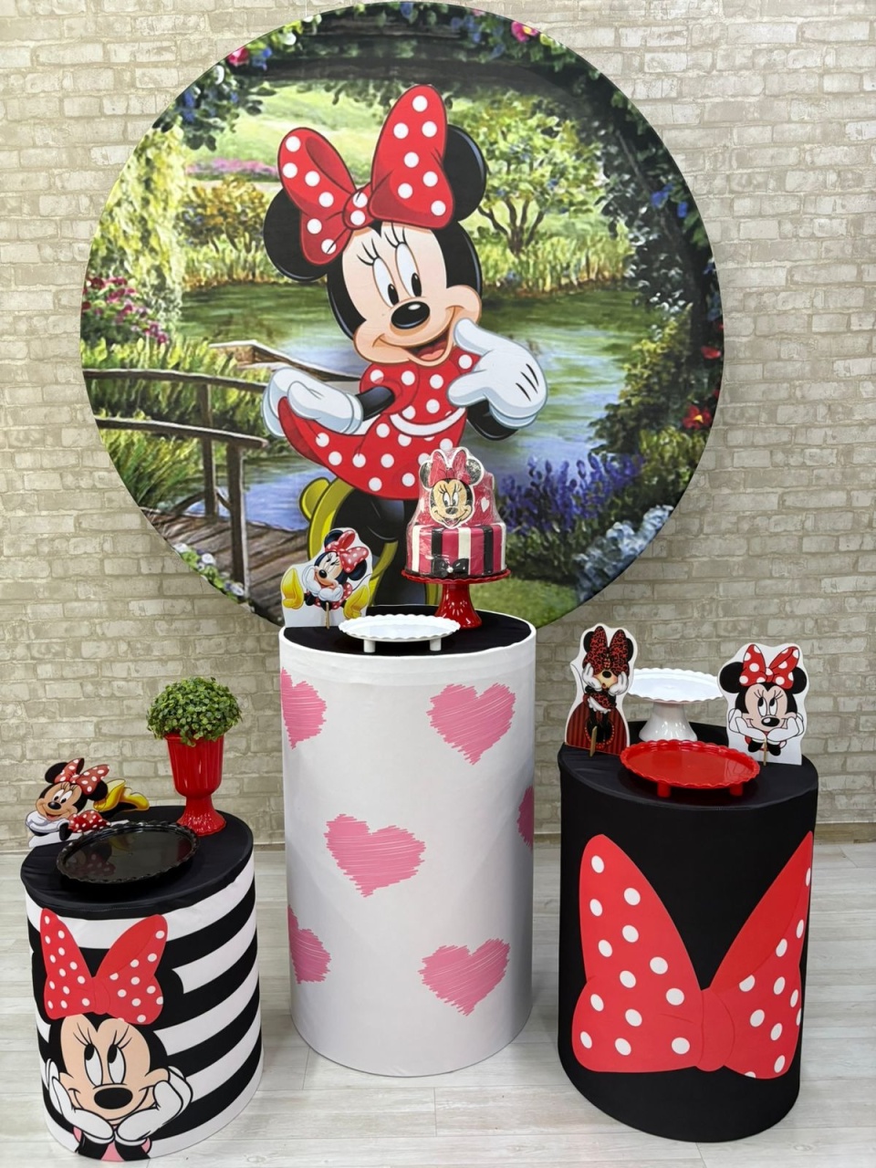 Minnie Vermelha Kit Prata     - Iara Maria Arruda da Silva