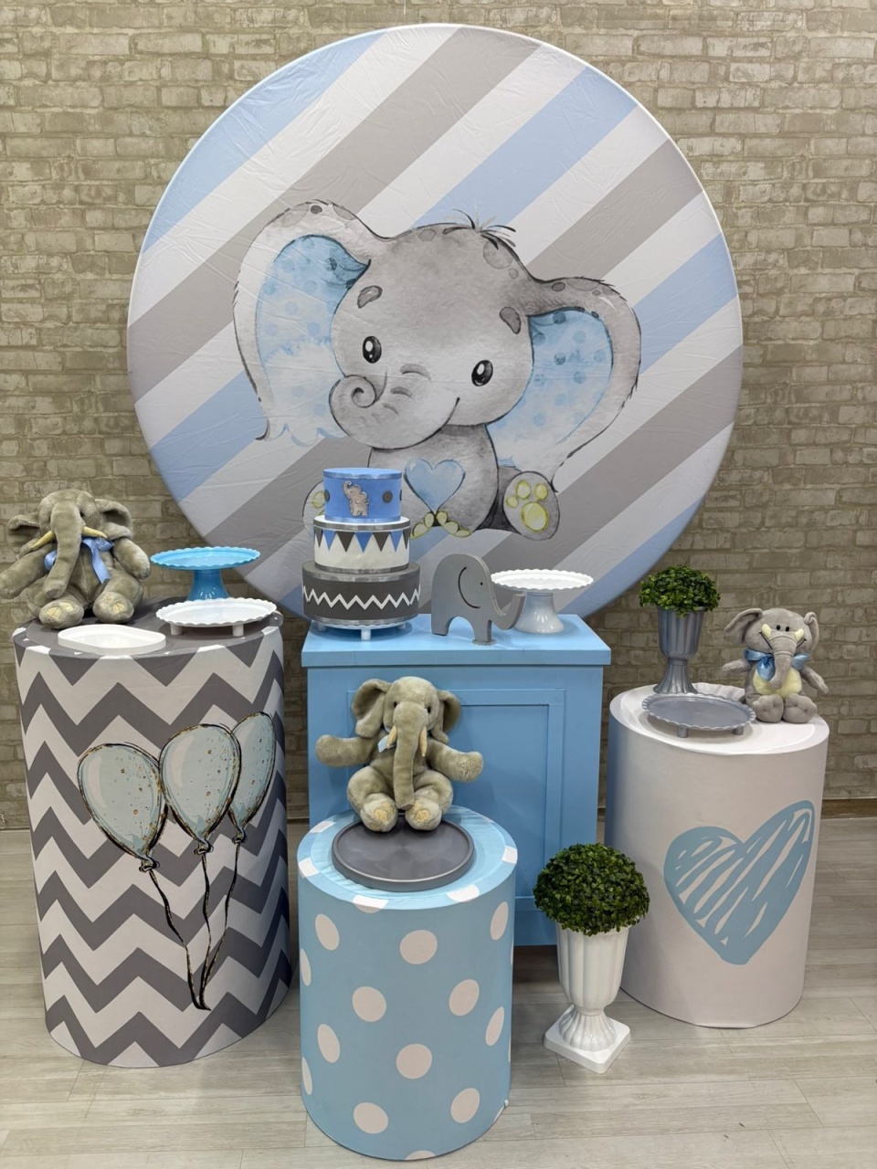 Elefante  Kit Ouro  - Iara Maria Arruda da Silva