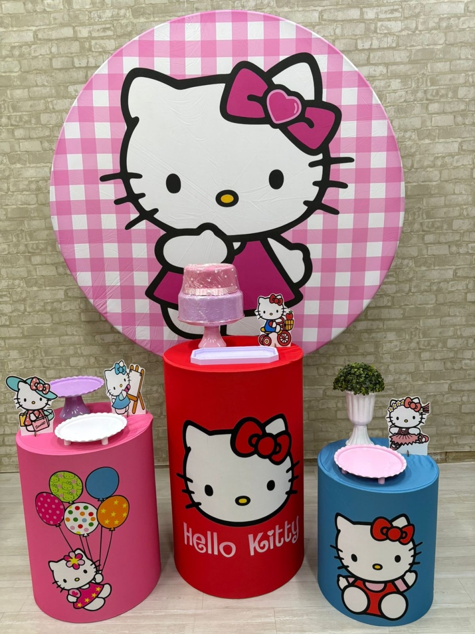 Hello Kitty Kit Prata     - Iara Maria Arruda da Silva