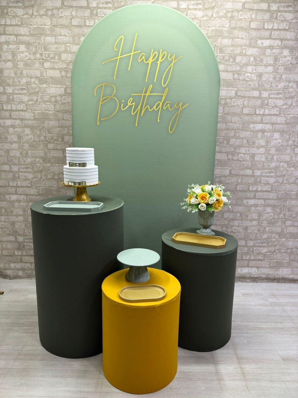 Happy Birthday  Kit Prata        - Iara Maria Arruda da Silva