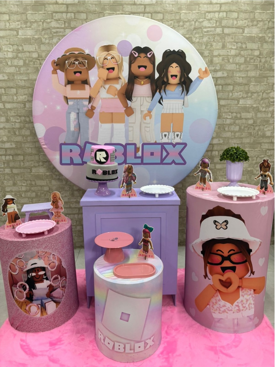 Roblox  Kit Ouro    - Iara Maria Arruda da Silva