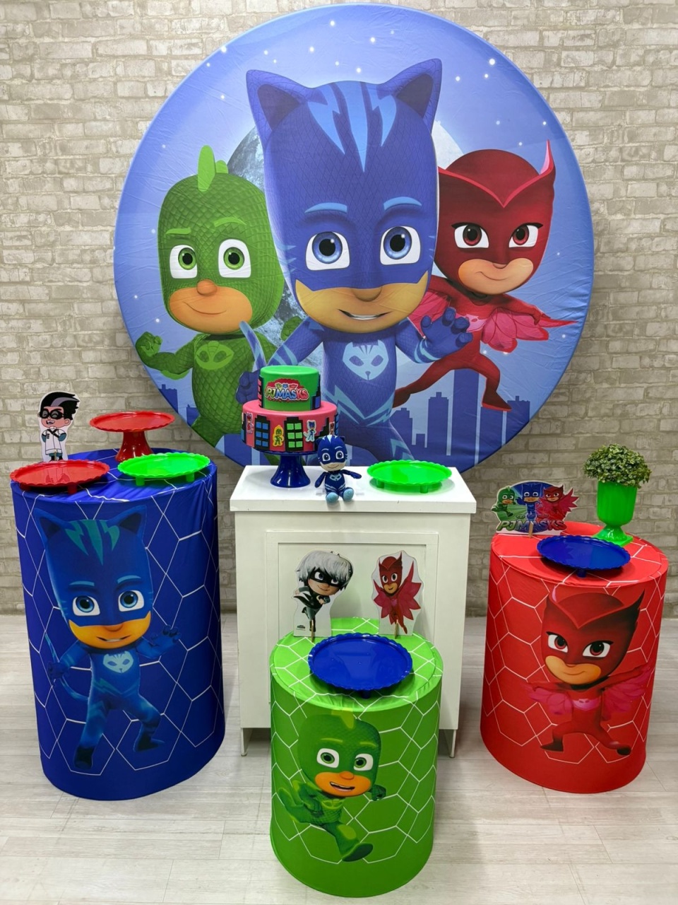 Pj Masks  Kit Ouro     - Iara Maria Arruda da Silva