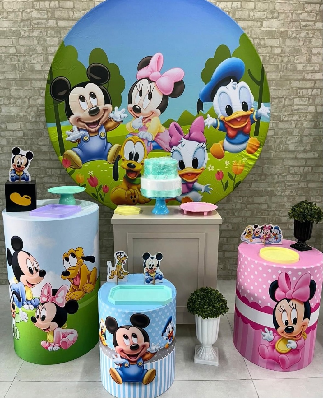 Turma Do  Mickey Baby Kit Ouro - Iara Maria Arruda da Silva