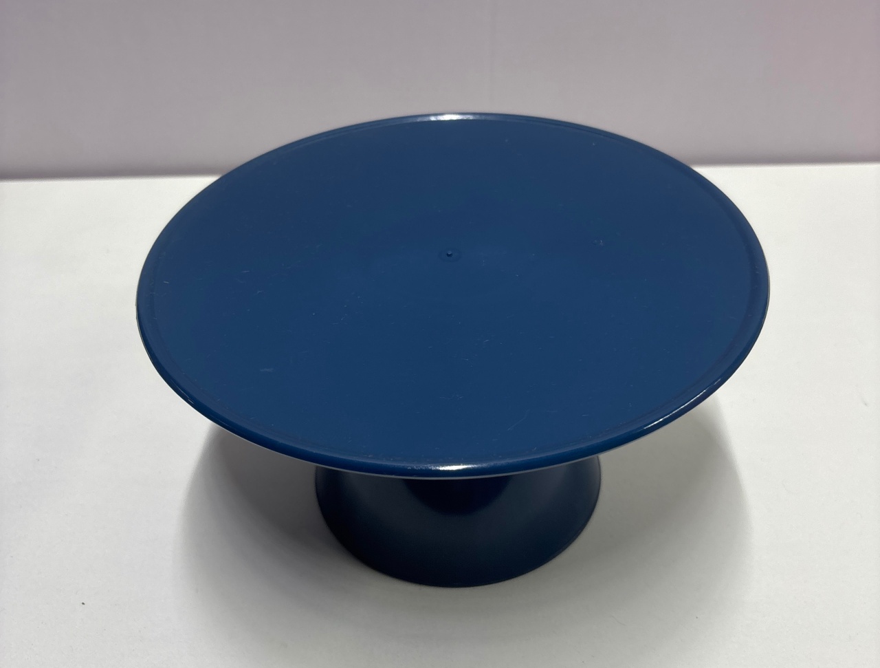 Boleira de Plastico Cake M Azul Petróleo - Iara Maria Arruda da Silva