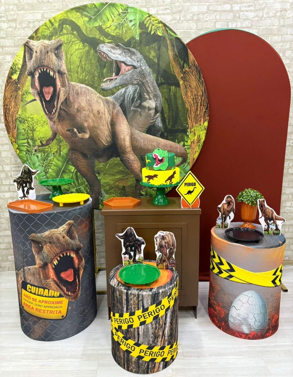 Dinossauro Kit Diamante   - Iara Maria Arruda da Silva