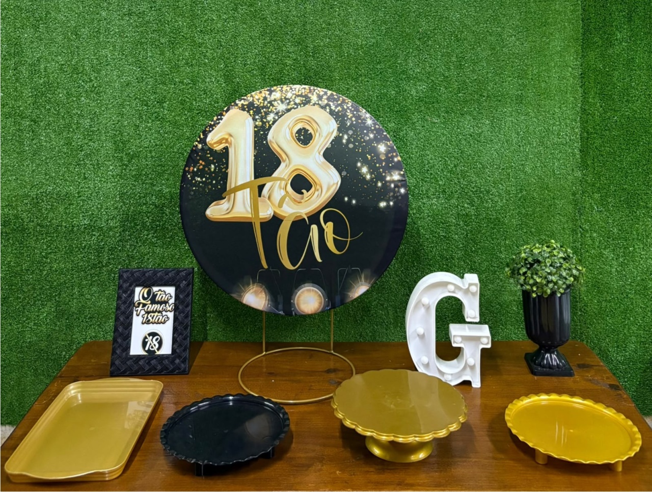 18Tão Mini Kit de Mesa - Iara Maria Arruda da Silva
