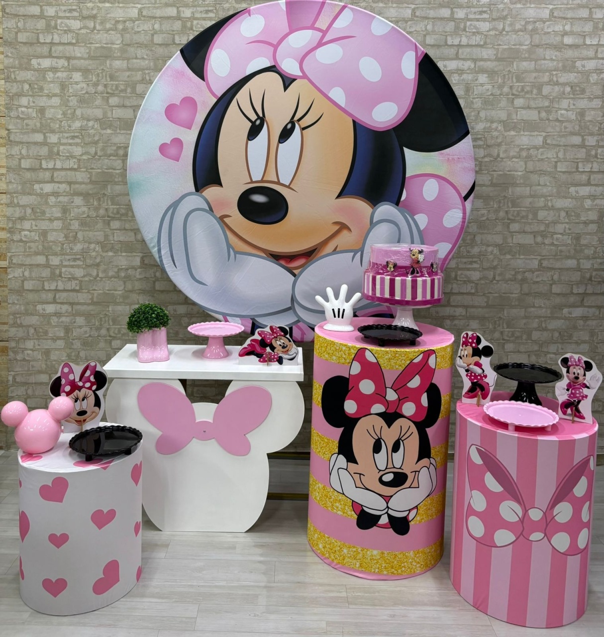 Minnie Rosa Kit Ouro     - Iara Maria Arruda da Silva