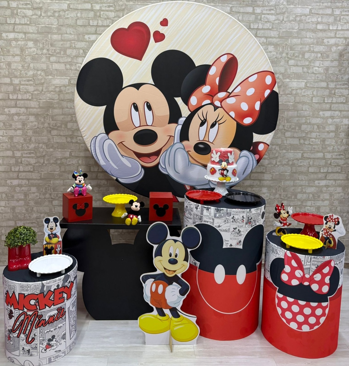 Mickey E Minnie  Kit Ouro    - Iara Maria Arruda da Silva