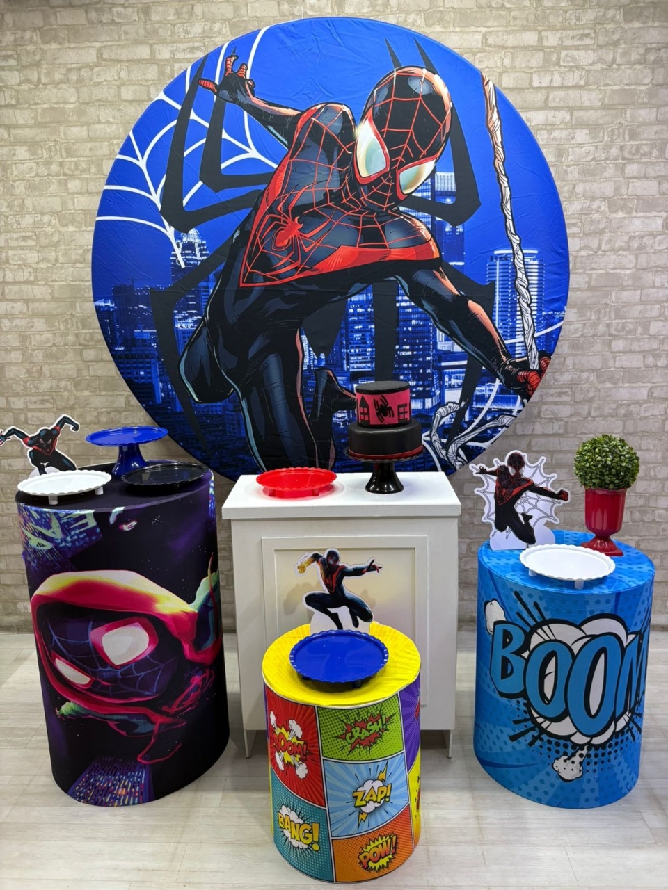 Homem Aranha  Kit Ouro   - Iara Maria Arruda da Silva