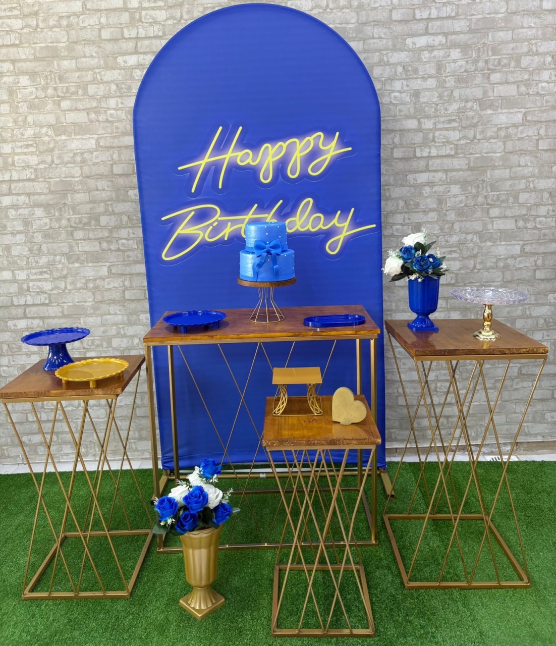 Happy Birthday  Kit Ouro     - Iara Maria Arruda da Silva