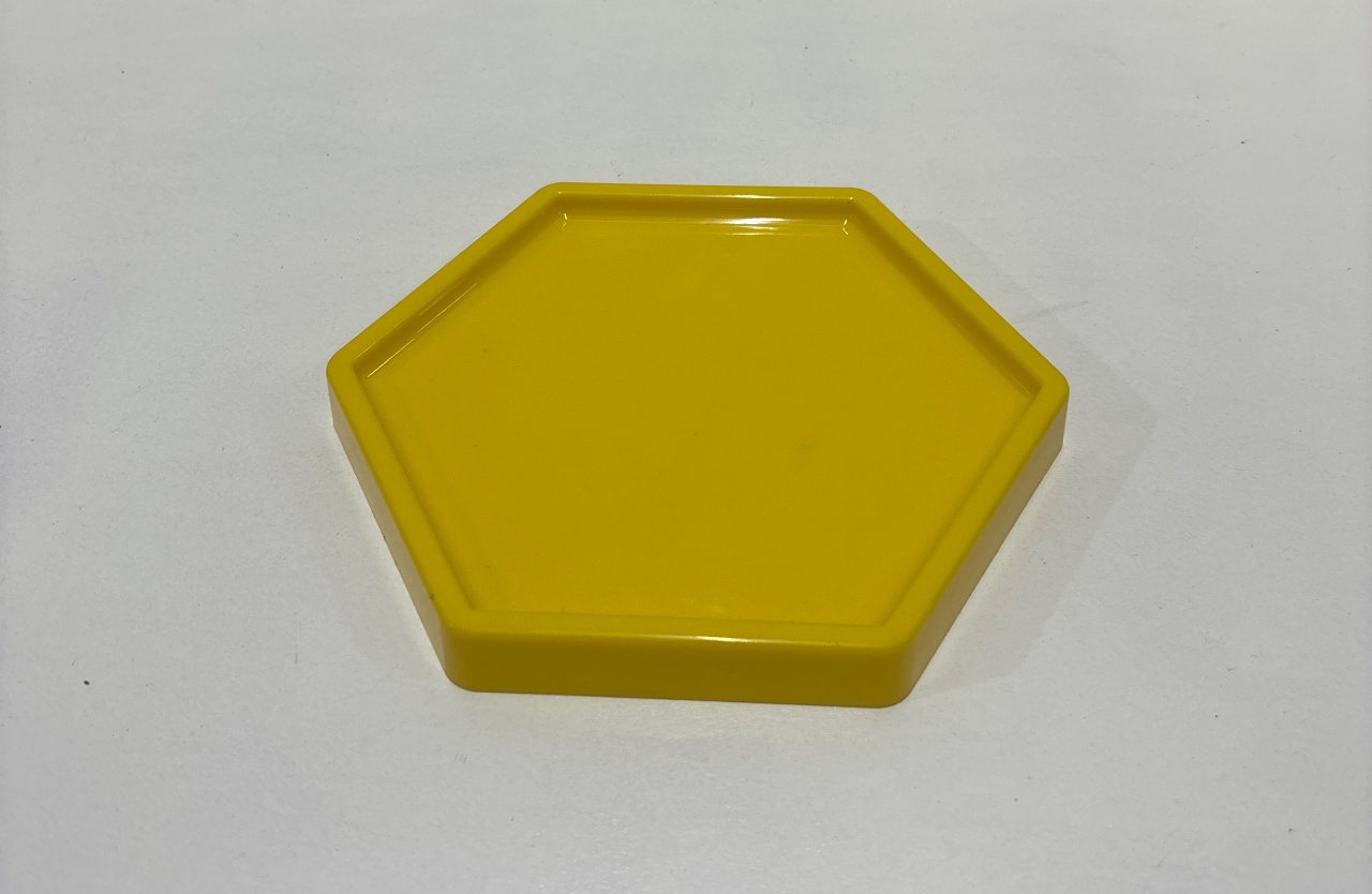 Sextavada P Amarelo - Iara Maria Arruda da Silva