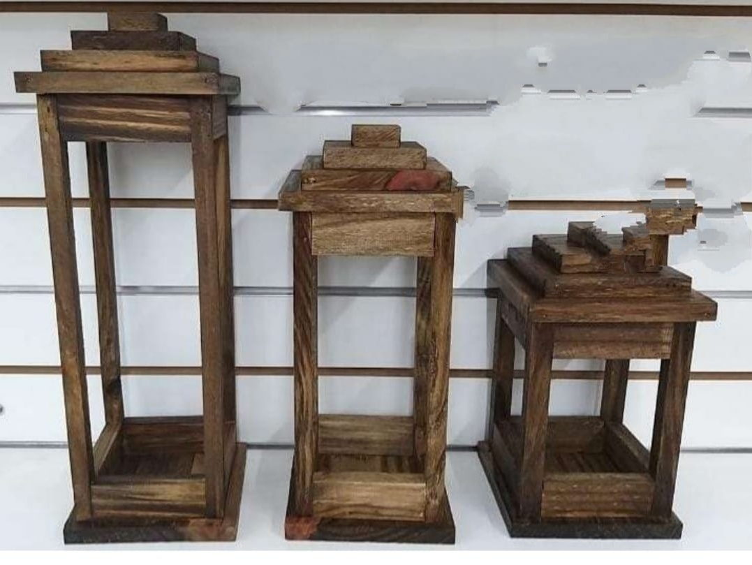 Trio de Arandela de Madeira - Elisangela Gimenez Locações Ltda
