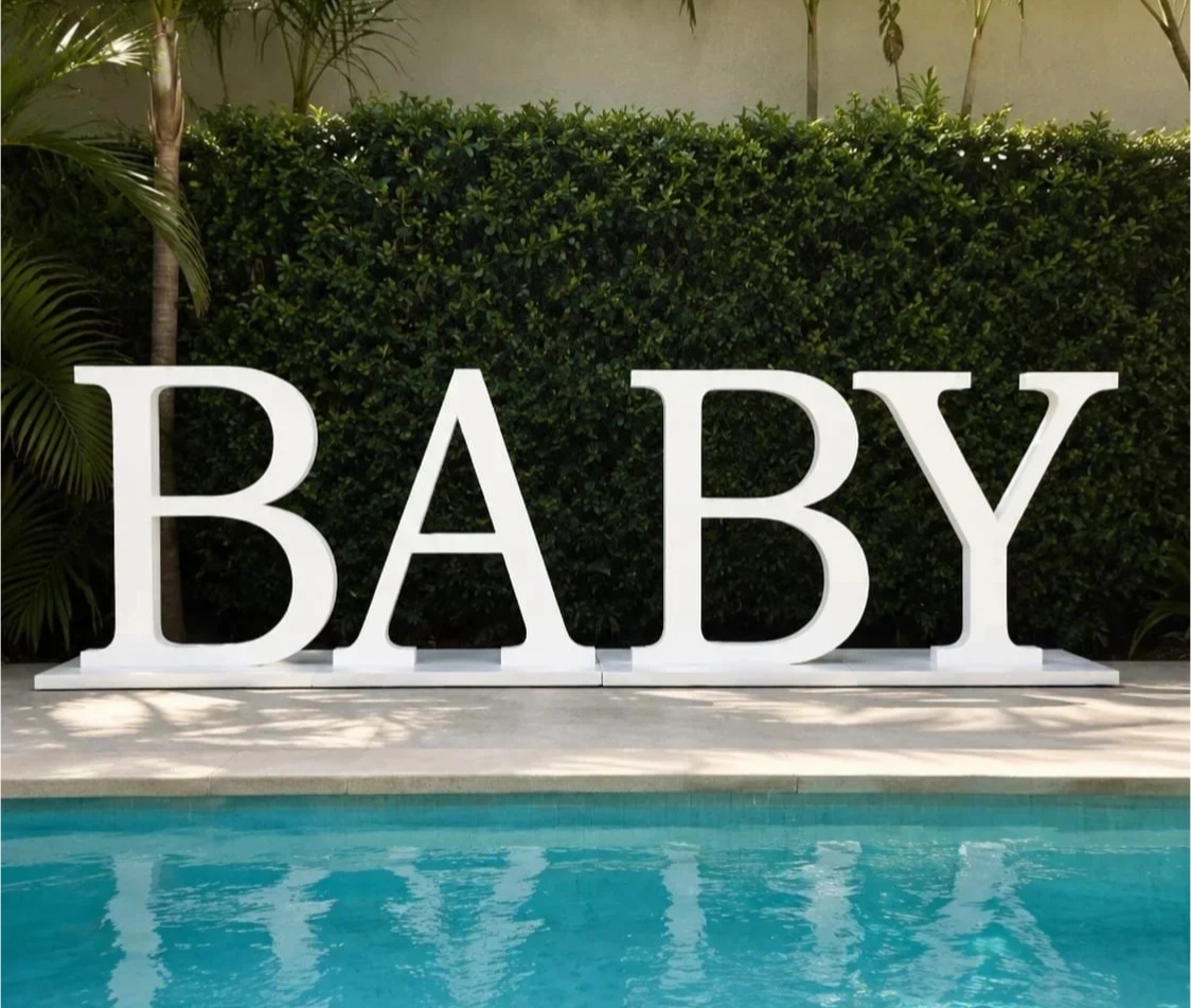 Baby Gigante - Elisangela Gimenez Locações Ltda