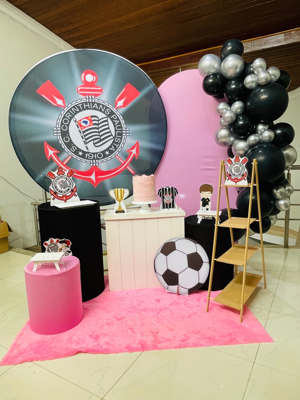 Pegue E Monte Kit Gg Corinthians Rosa Com Escadinha  - Pallacius Festas
