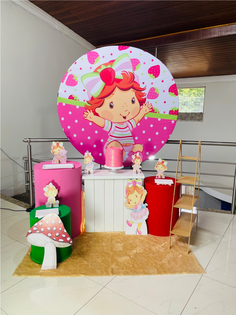 Moranguinho Baby - Kit M1 Com Escadinha - Pegue E Monte - Pallacius Festas