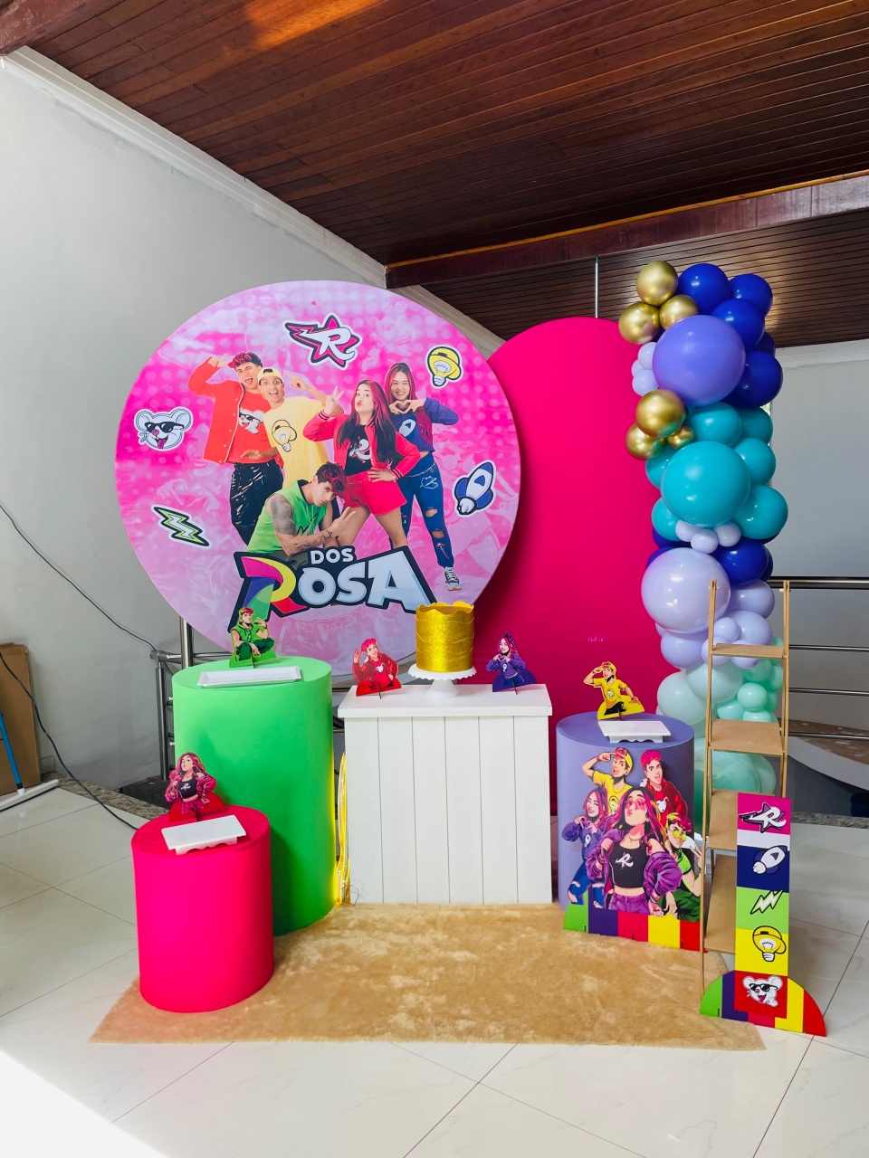 Grupo Do Rosas  Kit Gg - Pegue E Monte  - Pallacius Festas