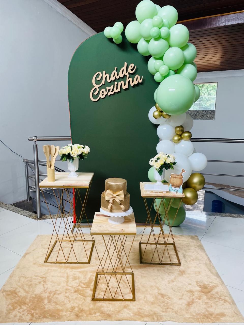 Luxo Kit P de Chá de Cozinha Verde Oliva Mesinha Treliça  - Pallacius Festas