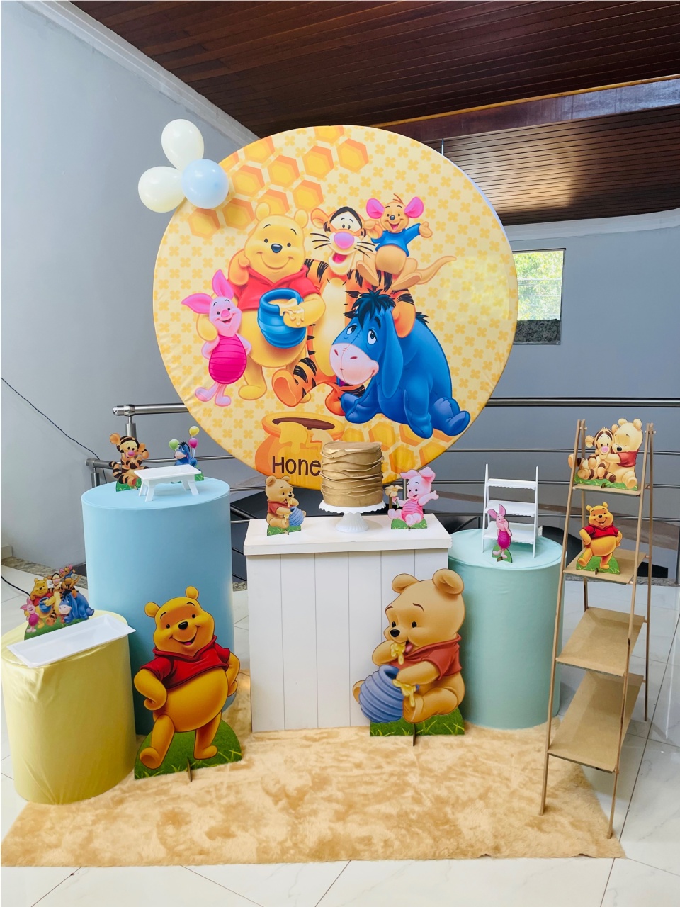 Ursinho Pooh Básico Kit M1 Com Escadinha - Pegue E Monte - Pallacius Festas