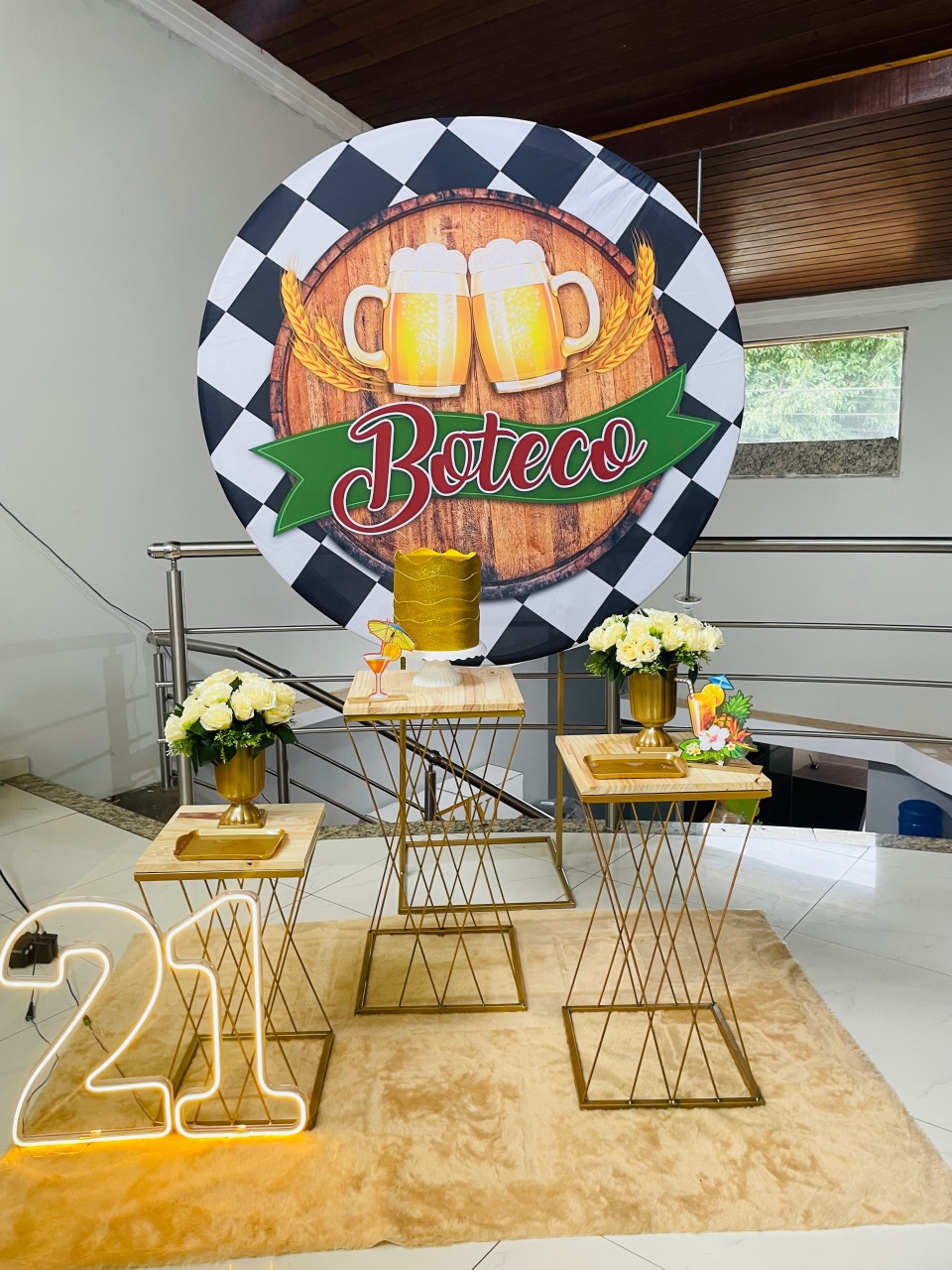 Pegue E Monte Kit P Boteco E Cerveja Rústico Treliça  Com Led - Pallacius Festas