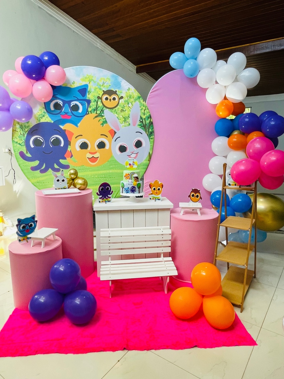 Pegue E Monte Kit G2 Bolofofos Em Tons de Rosa Com Banquinho - Pallacius Festas