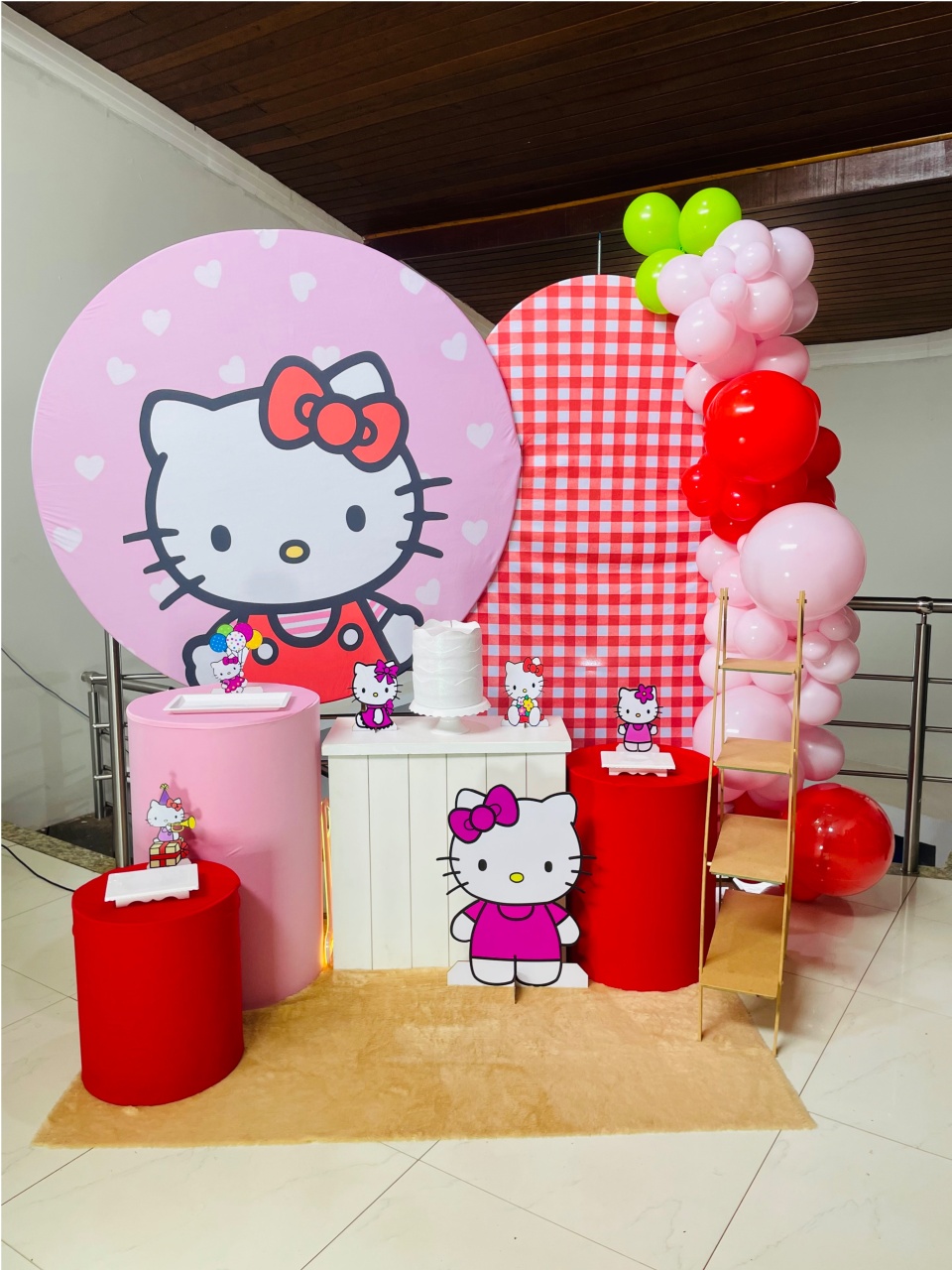 Hello Kitty Rostinho - Kit Gg - Pegue E Monte - Pallacius Festas