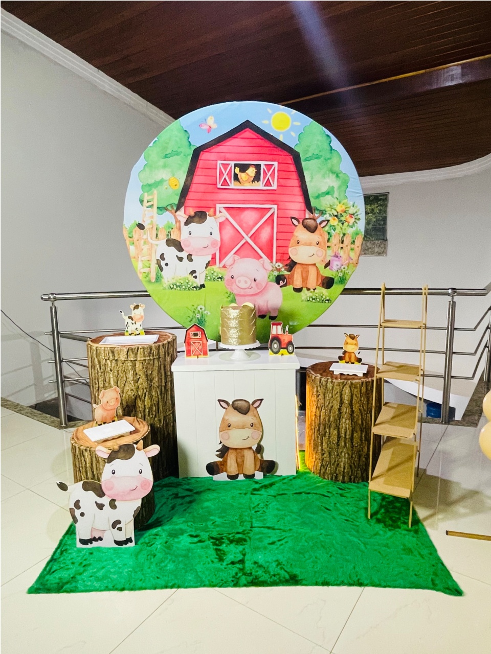 Fazendinha Vermelha Cpa 2 - Kit M1 Com Escadinha - Pegue E Monte (Cópia 1) - Pallacius Festas