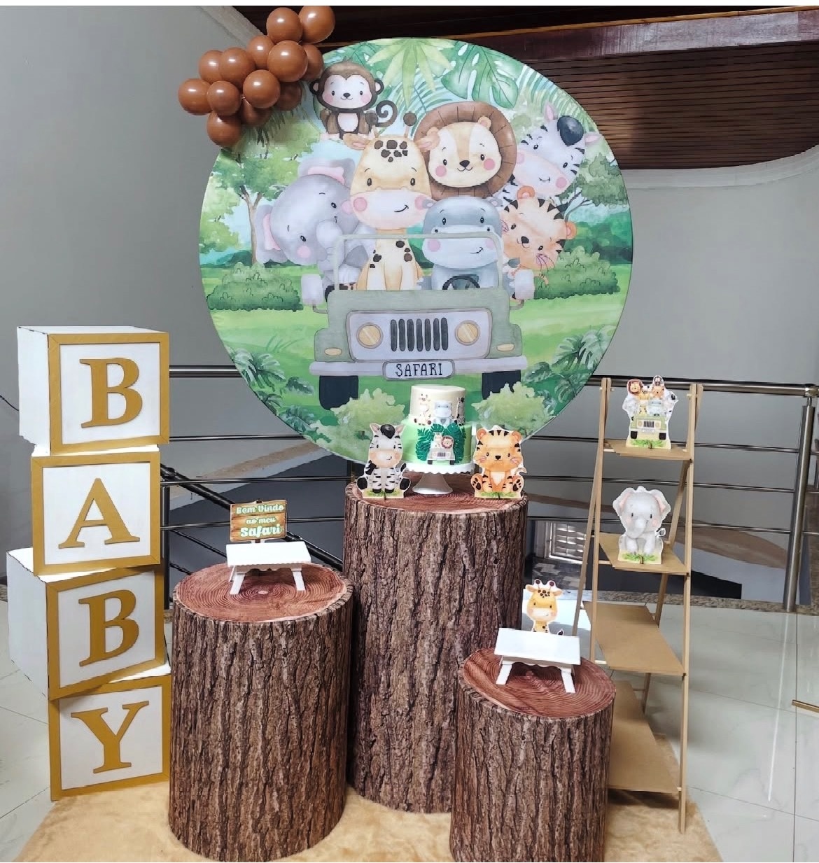 Kit P1 Safari Com Escadinha   - Pallacius Festas