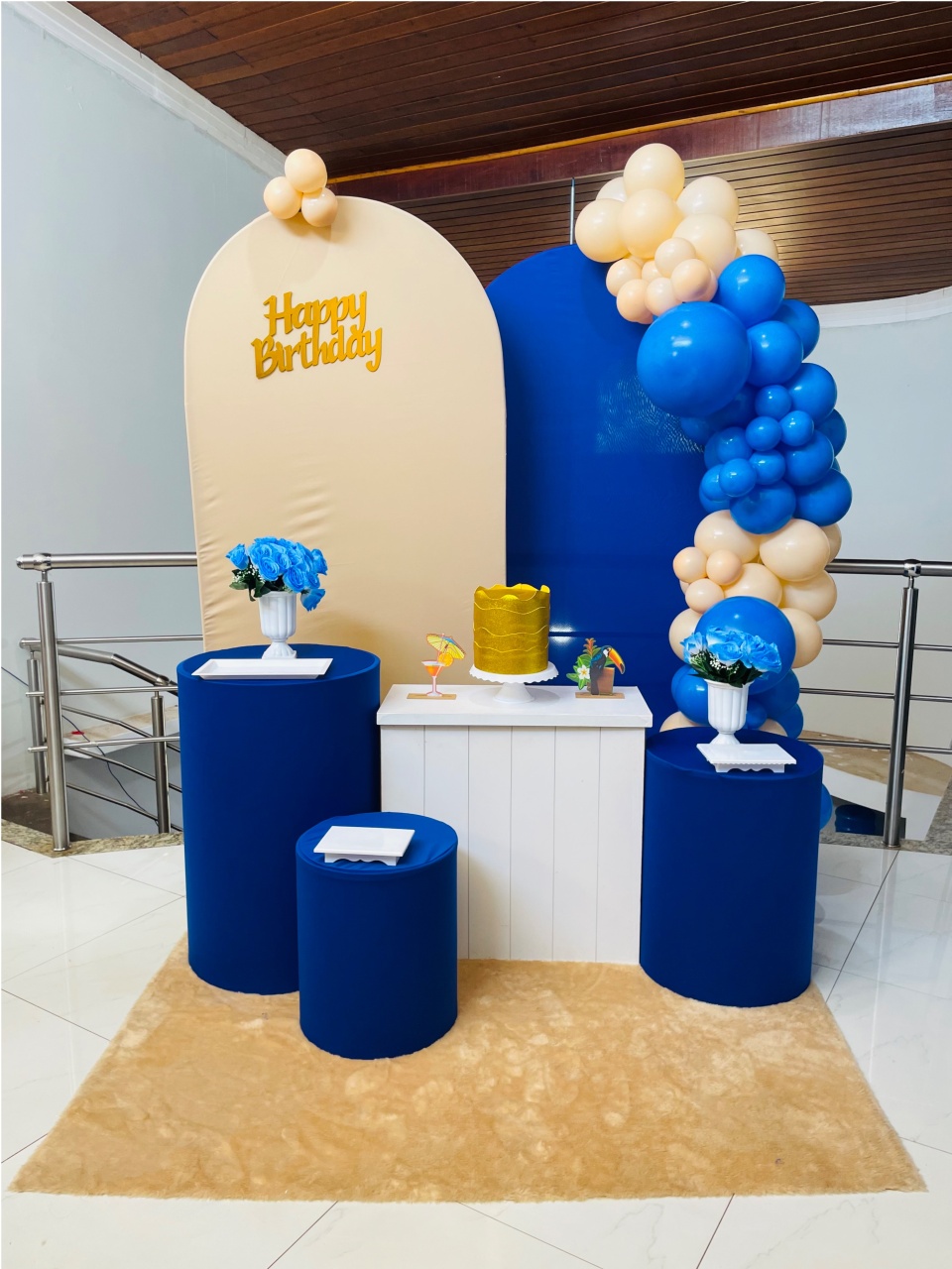 Happy Bege E Azul Bic Flores Azuis - Kit Gg - Pegue E Monte - Pallacius Festas