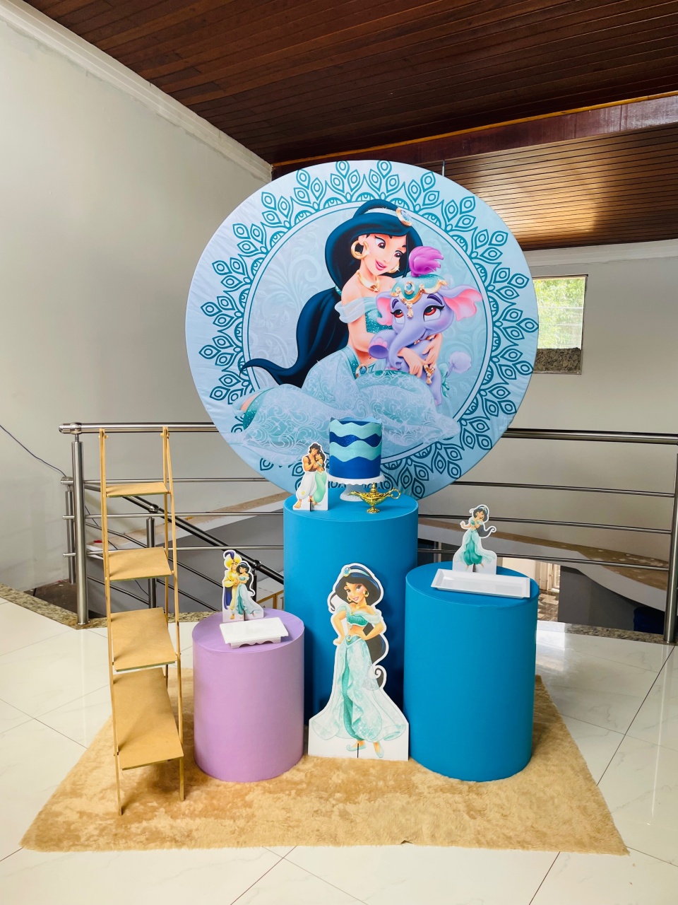 Jasmine Kit P1 Com Escadinha- Pegue E Monte - Pallacius Festas