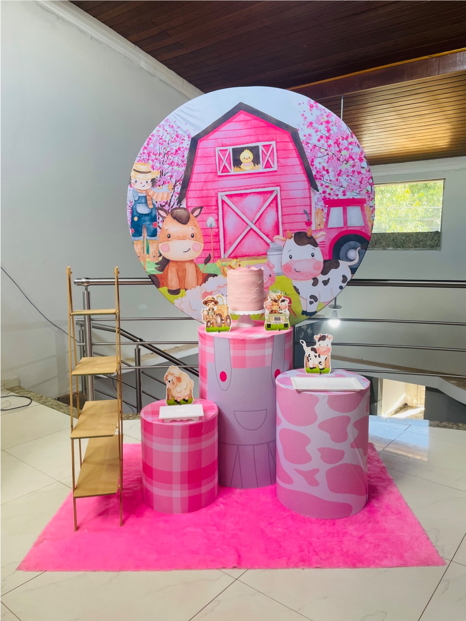Fazendinha Rosa 2 - Kit P1 Com Escadinhaa - Pegue E Monte - Pallacius Festas