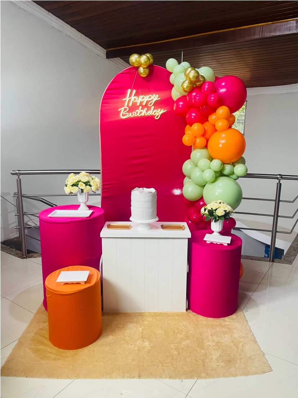 Happy Pink E Laranja - Kit M Com Happy Led - Pegue E Monte - Pallacius Festas
