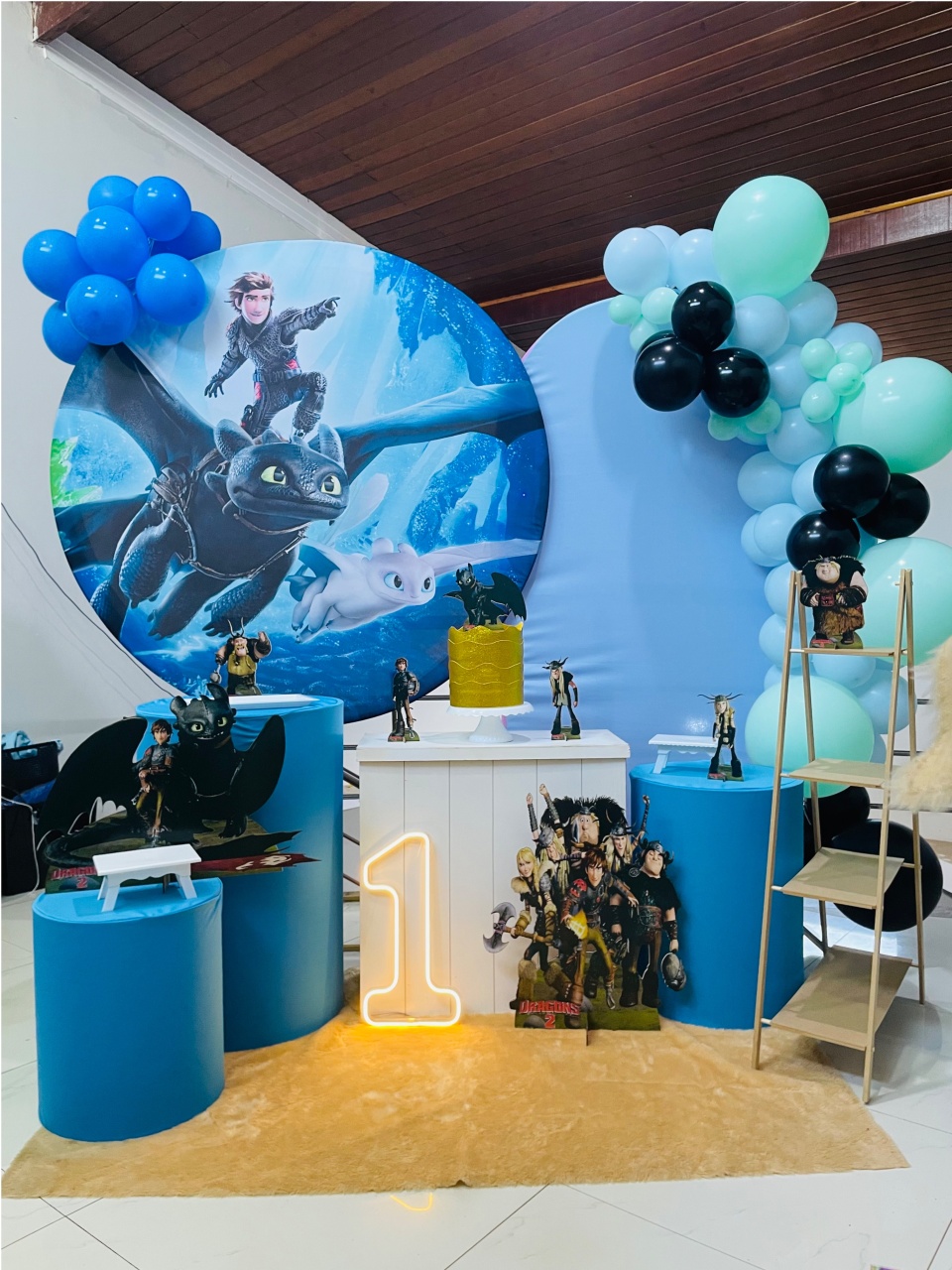 Como Treinar Seu Dragão - Kit G1 Com Led - Pegue E Monte - Pallacius Festas