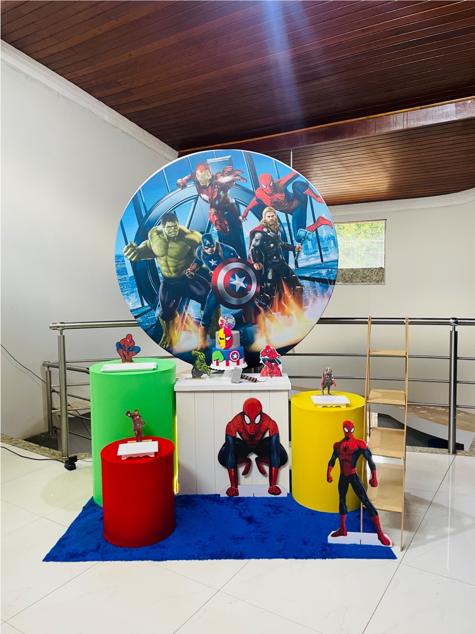 Heróis / Vingadores Kit M1 Com Escadinha -Pegue E Monte - Pallacius Festas