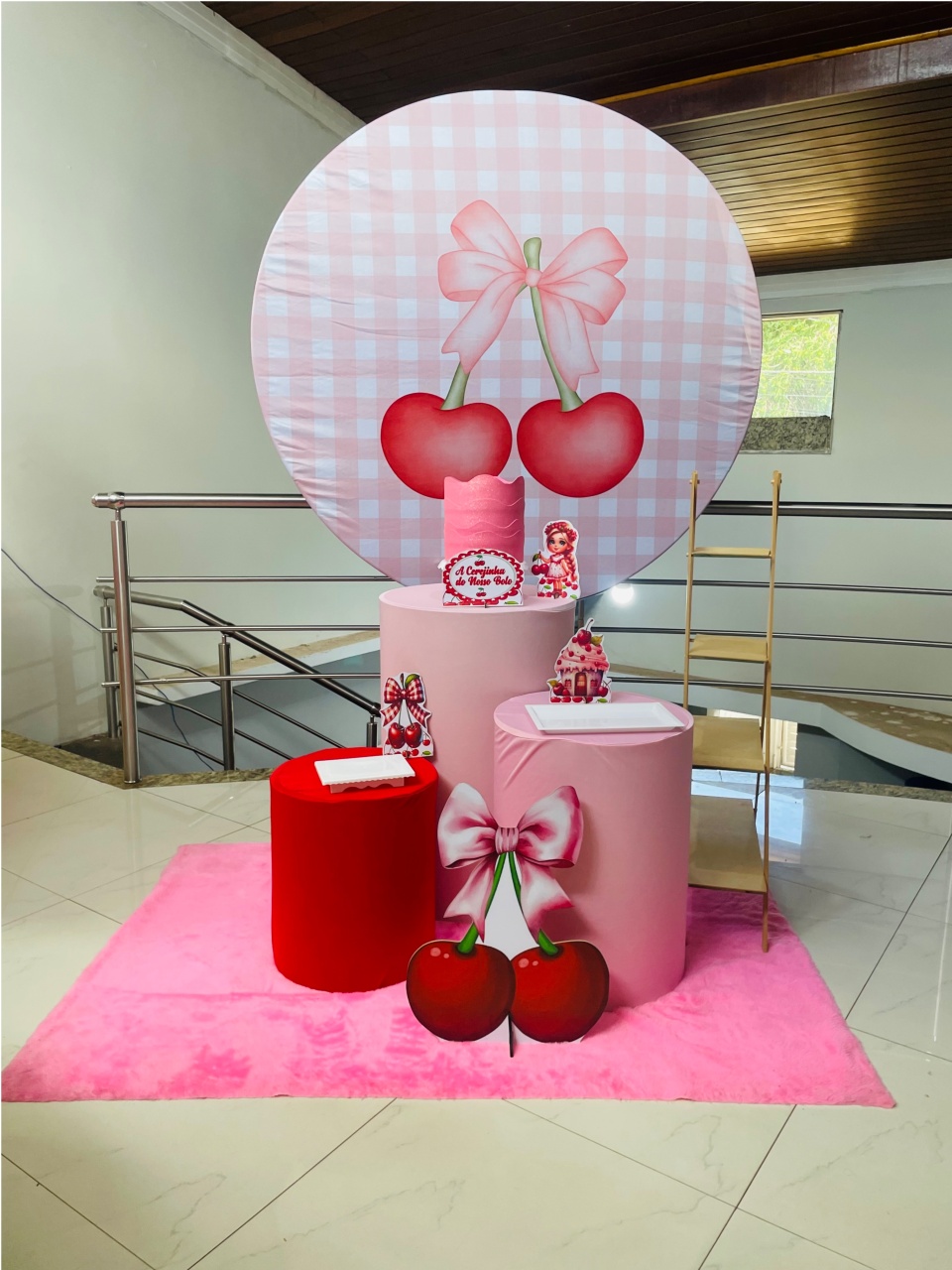 B Cerejinha Chá de Bebê - Kit P1 Com Escadinha - Pegue E Monte - Pallacius Festas