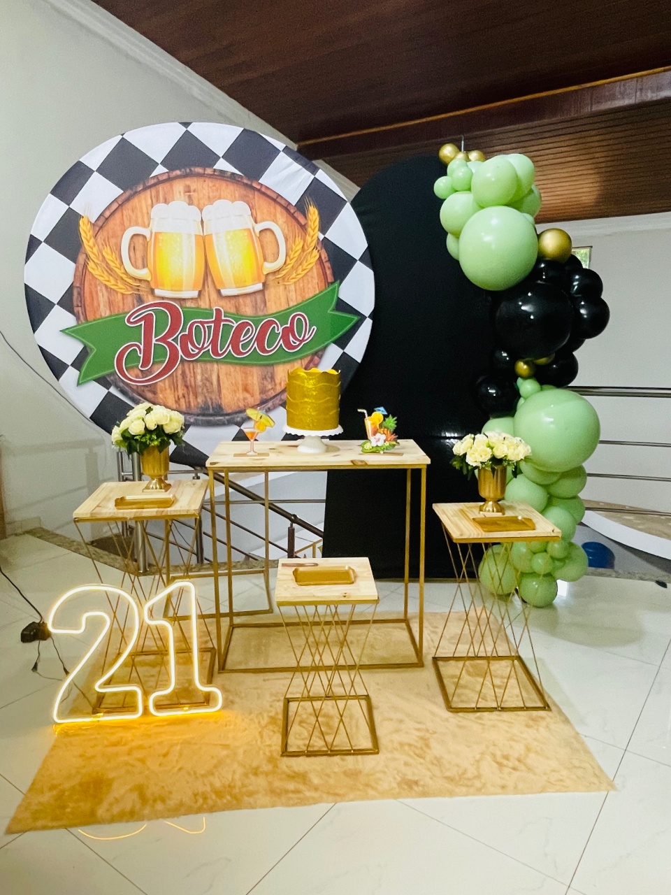 Pegue E Monte Kit G2 Boteco E Cerveja Treliça Com Números de Led - Pallacius Festas