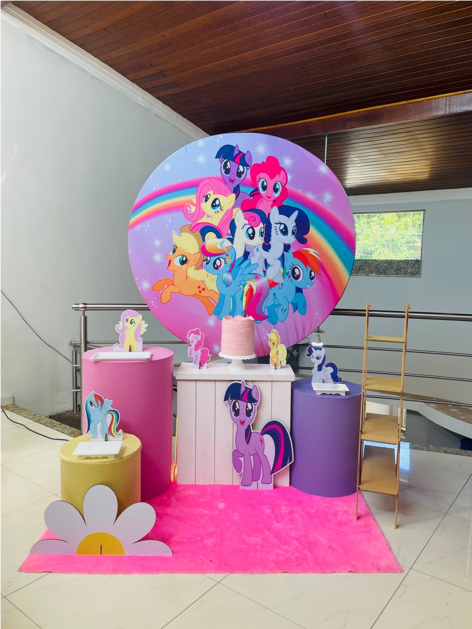 My Little Pony - Kit M1 Com Escadinha - Pegue E Monte - Pallacius Festas